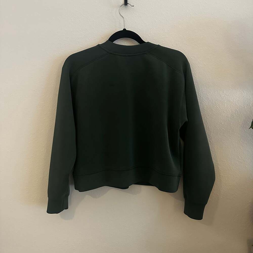 All in Motion Women's Forest Green Soft Crewneck Sweatshirt Size XS Athletic - Picture 2 of 4